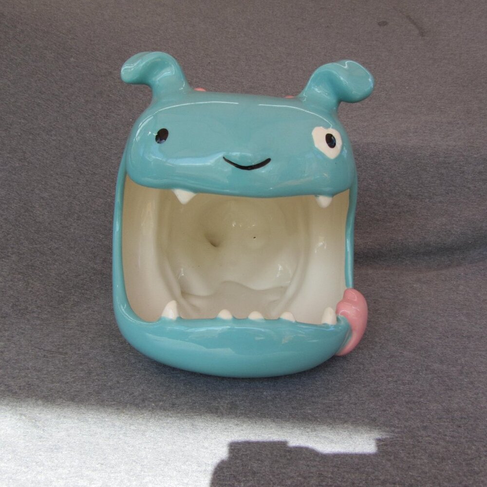 Target 2011 Valentines Blue Bulldog cherub Candy Jar (w3074)